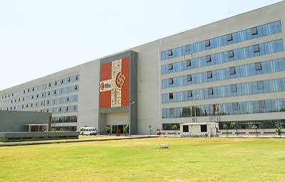 New Civil Hospital & Government Medical College